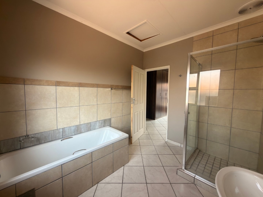 3 Bedroom Property for Sale in Melodie North West